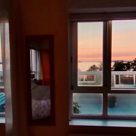 Samil Apartment, Primera Linea De Playa Con Wifi Y Garaje Виго Екстериор снимка